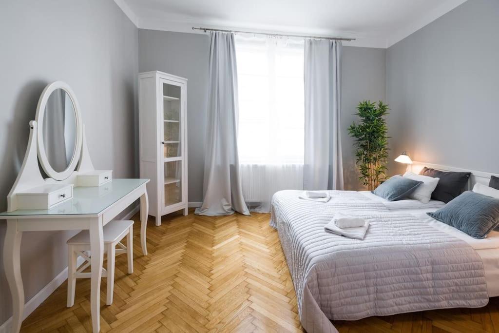 Florianska Deluxe Apartments With Air Condition Krakow Exterior photo